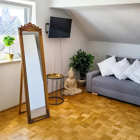 דירה Dg L- Helle 40m2 2-zimmer Naehe Salzburg